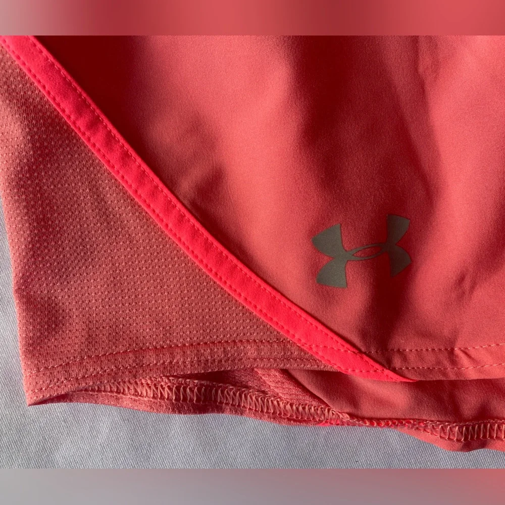 UNDER ARMOUR Coral Running‎ Shorts Size XS